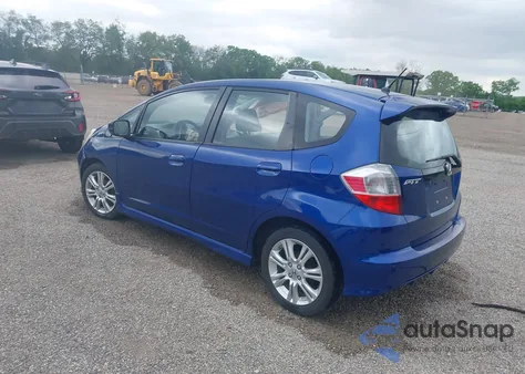 2010 Honda Fit Sport from USA, damaged, VIN JHMGE8H42AC025390